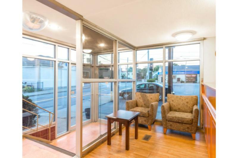 Super 8 By Wyndham Watertown/Cambridge/Boston Area 호텔 외부 사진
