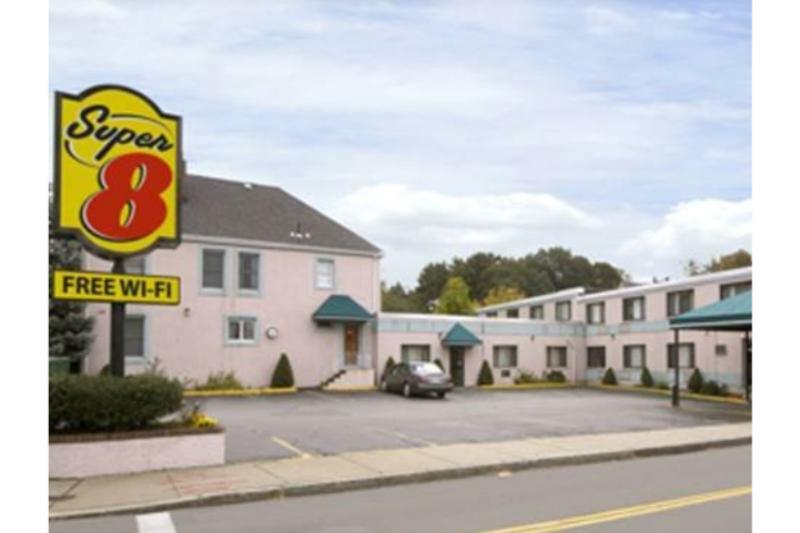 Super 8 By Wyndham Watertown/Cambridge/Boston Area 호텔 외부 사진