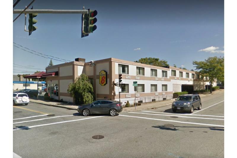 Super 8 By Wyndham Watertown/Cambridge/Boston Area 호텔 외부 사진